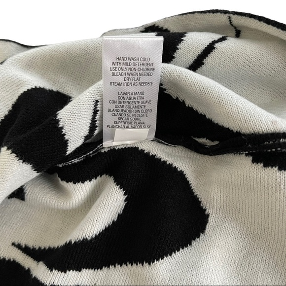 Sandra Darren Black‎ White Wavy Pattern Fit & Flare A-Line Knit Sweater Dress L - Picture 8 of 9